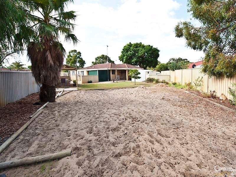 6 Revesby Place, Coodanup WA 6210