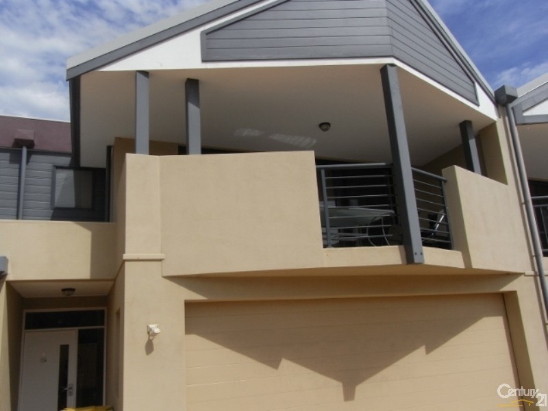 4/18 Davey Street, Mandurah WA 6210