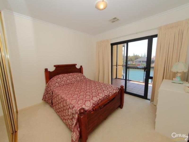 15/3 Piccolo Place, Halls Head WA 6210