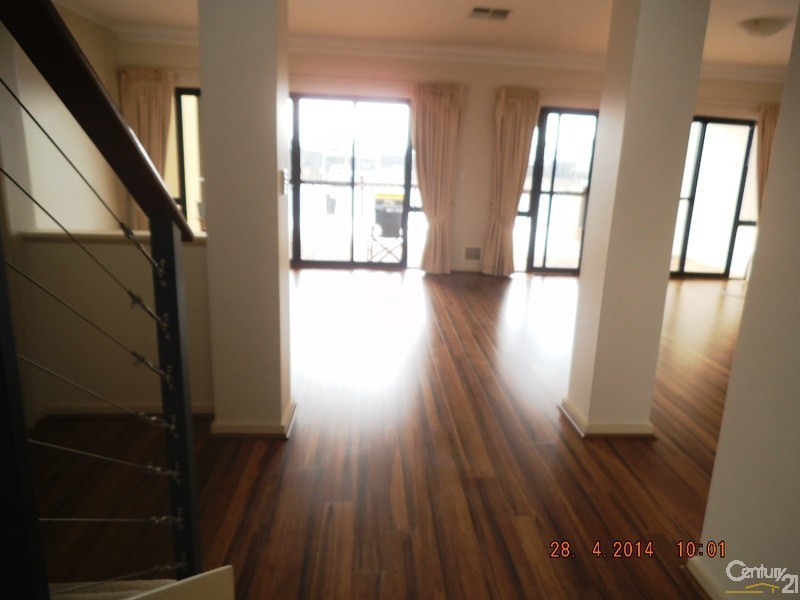 15/3 Piccolo Place, Halls Head WA 6210