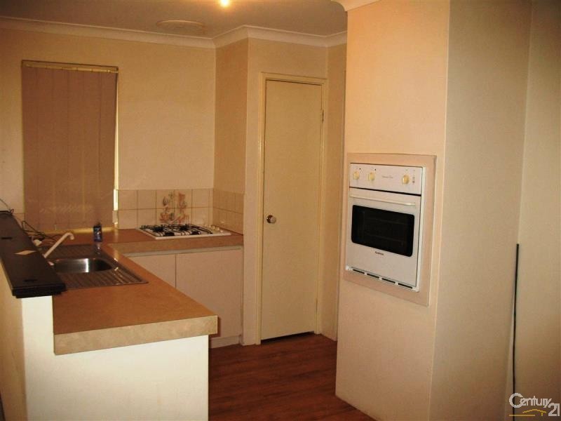 2 Buchanan Elbow, Greenfields WA 6210