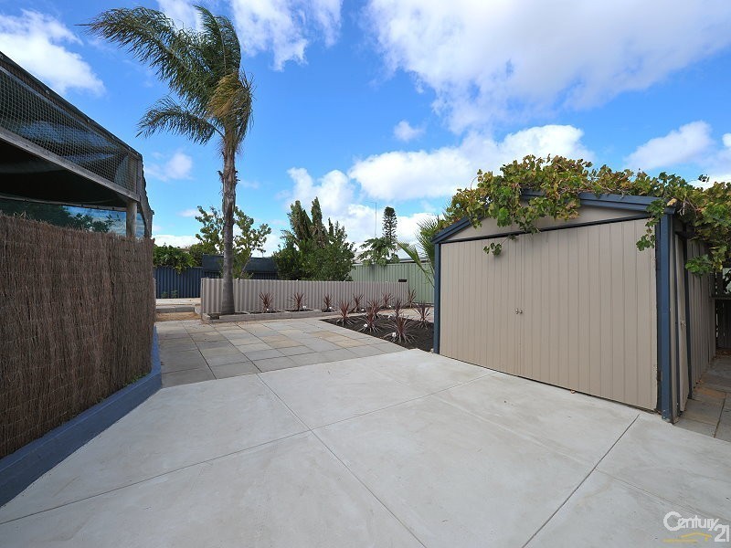 13 Dadger Street, Dudley Park WA 6210
