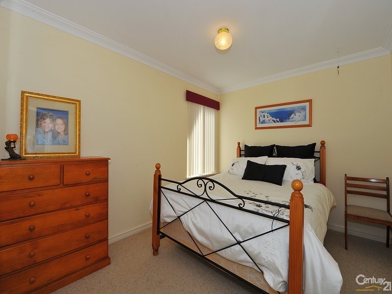55 Batavia Avenue, Wannanup WA 6210