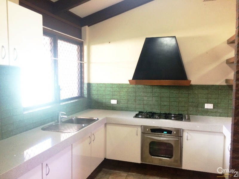 15 Dadger Street, Dudley Park WA 6210