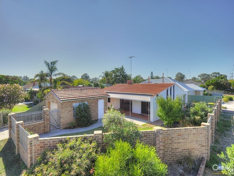 15 Dadger Street, Dudley Park WA 6210