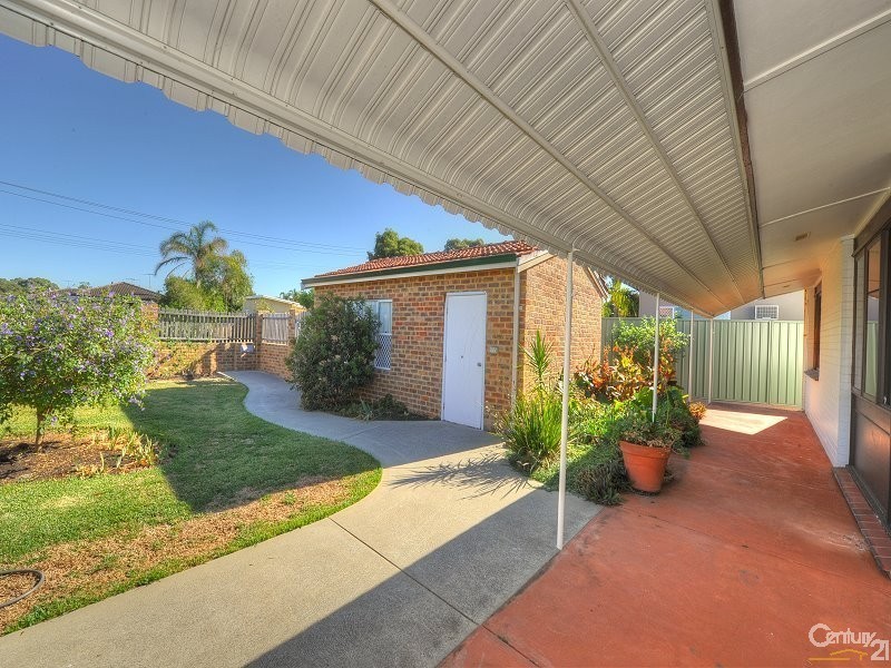 15 Dadger Street, Dudley Park WA 6210