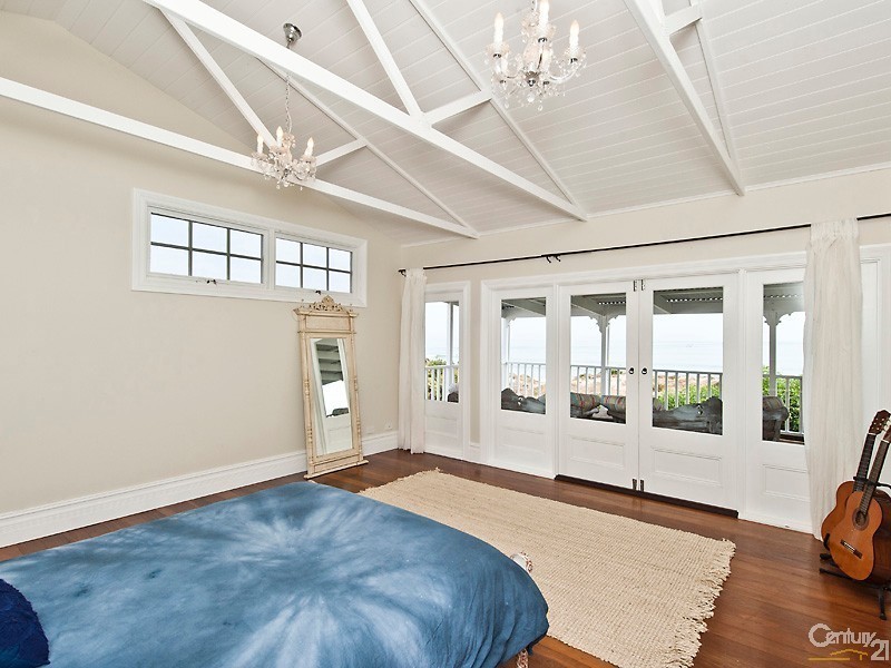 83 Spinaway Parade, Falcon WA 6210