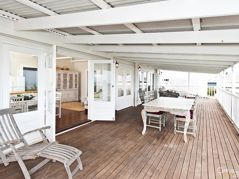 83 Spinaway Parade, Falcon WA 6210