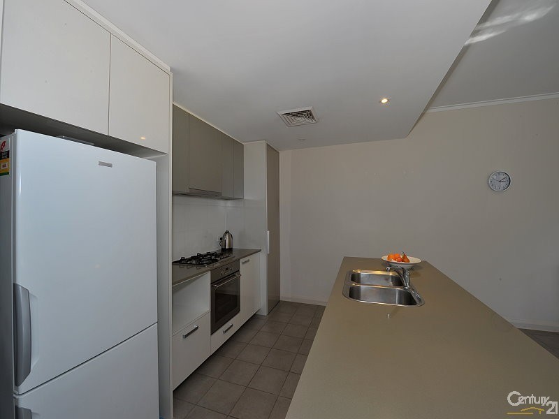 43 Middleton Loop, Meadow Springs WA 6210