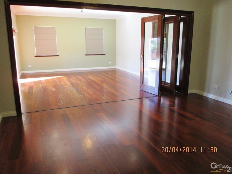 22 Leveque Loop, San Remo WA 6210