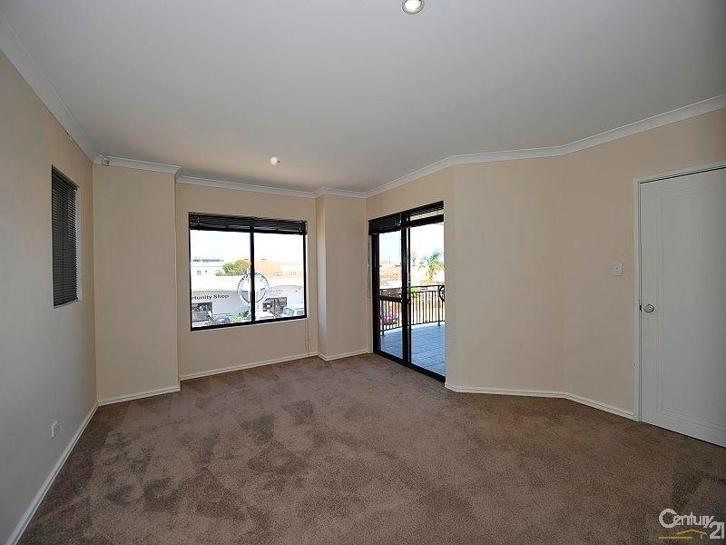 1/28 Davey Street, Mandurah WA 6210