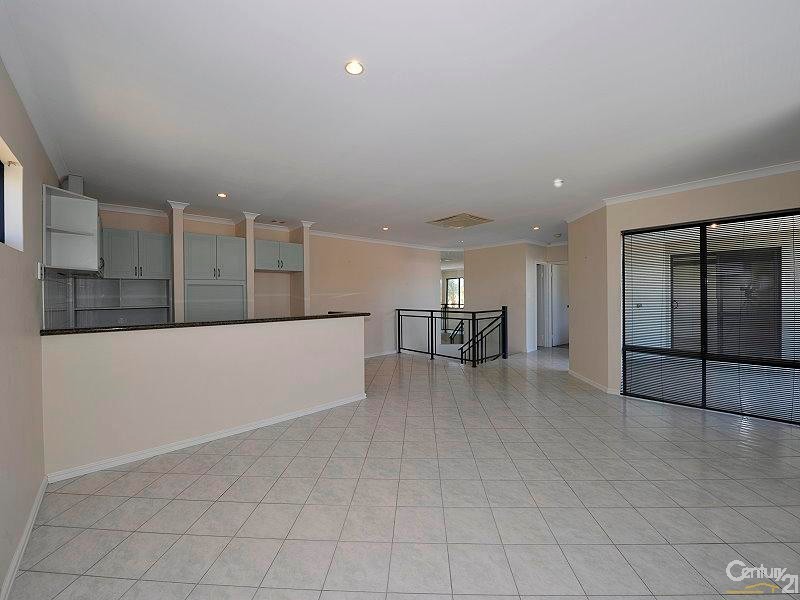 1/28 Davey Street, Mandurah WA 6210