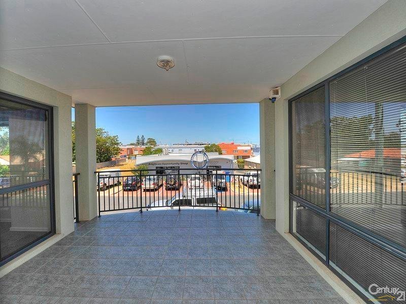 1/28 Davey Street, Mandurah WA 6210
