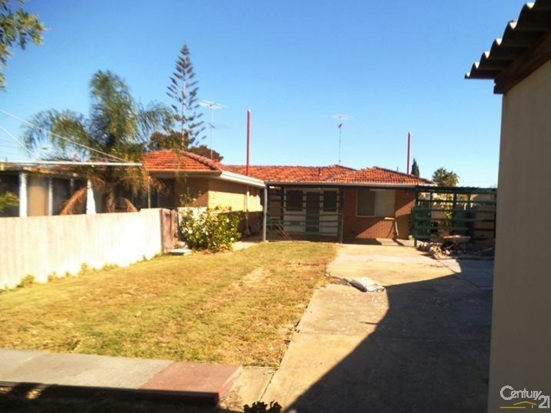 18A Clyde Place, Silver Sands WA 6210