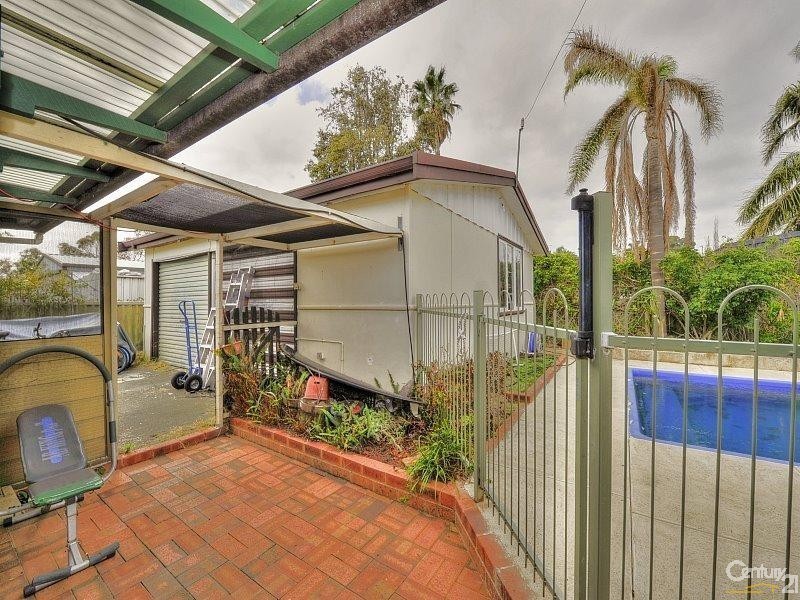 3 Wilkins Street, Halls Head WA 6210