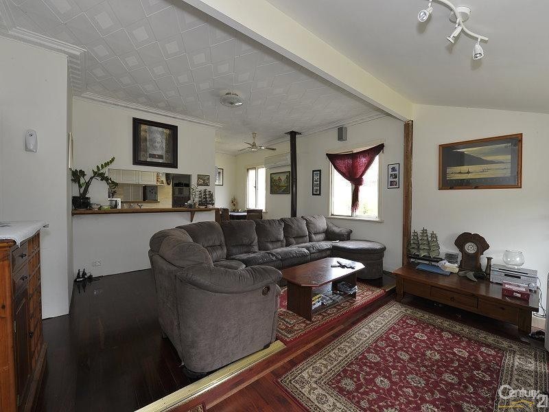 3 Wilkins Street, Halls Head WA 6210