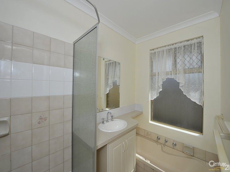 2/15 St Laurent Close, Greenfields WA 6210