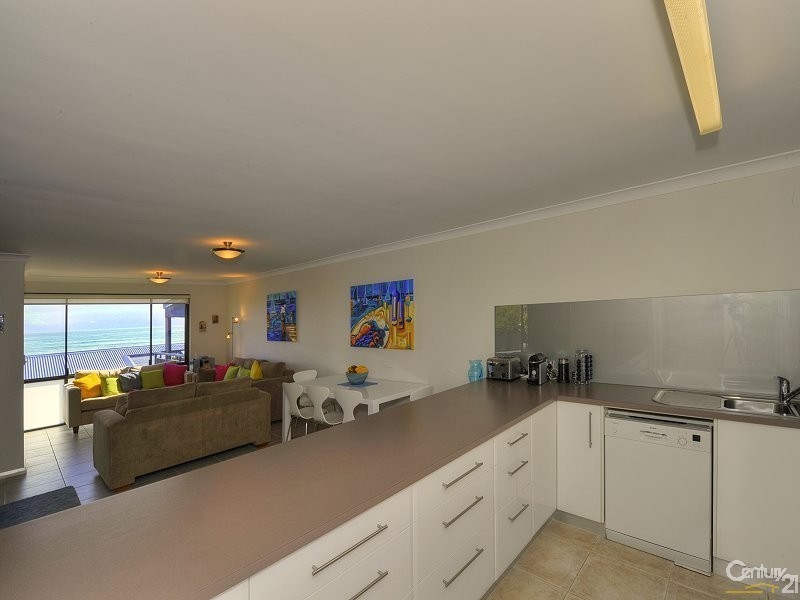 4/90 Ormsby Terrace, Mandurah WA 6210