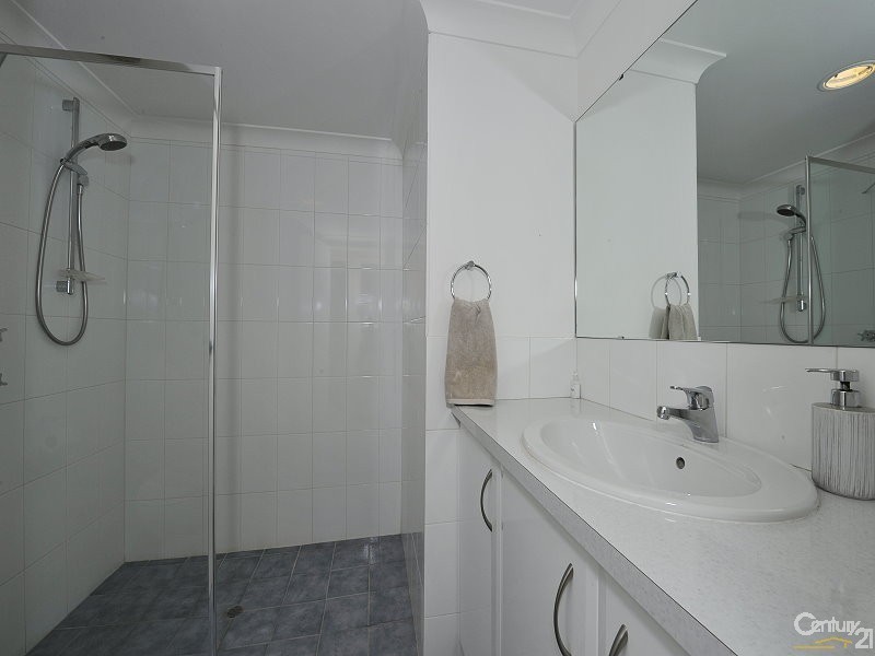 4/90 Ormsby Terrace, Mandurah WA 6210