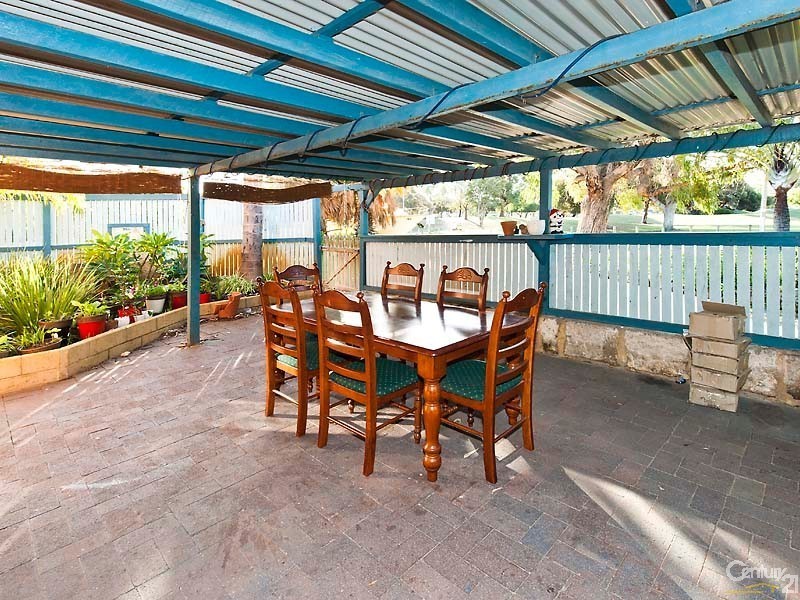 8 Blue Fin Drive, Golden Bay WA 6174