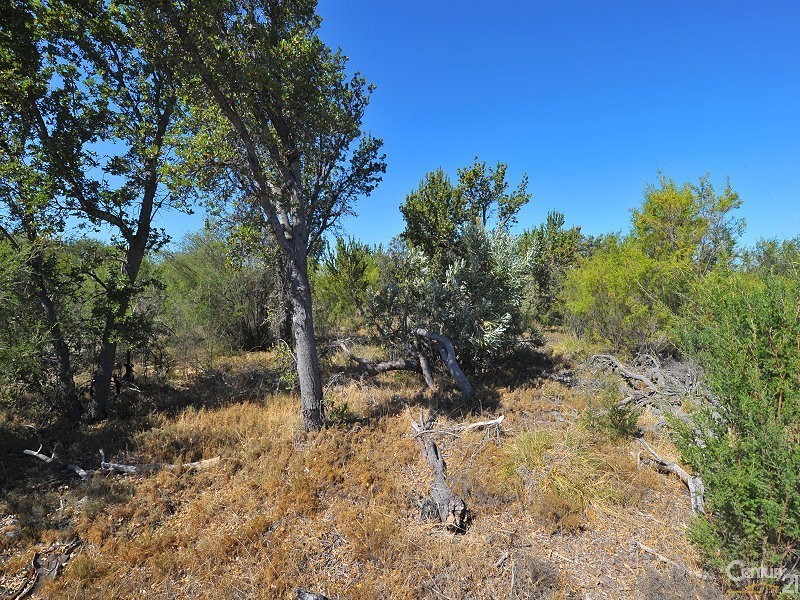 219 Bush Retreat, Nambeelup WA 6207