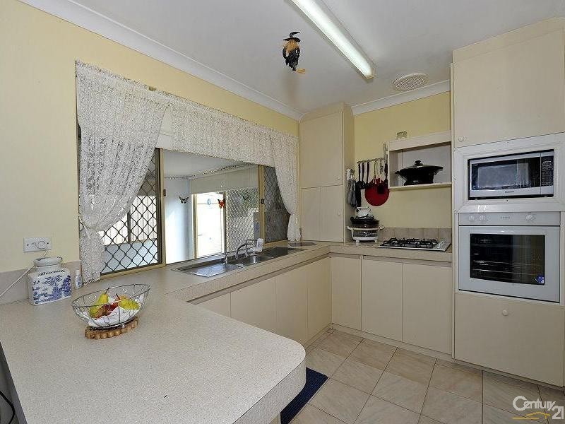 95 Leslie Street, Dudley Park WA 6210