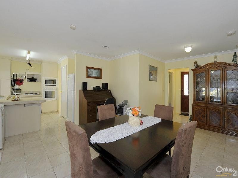 95 Leslie Street, Dudley Park WA 6210