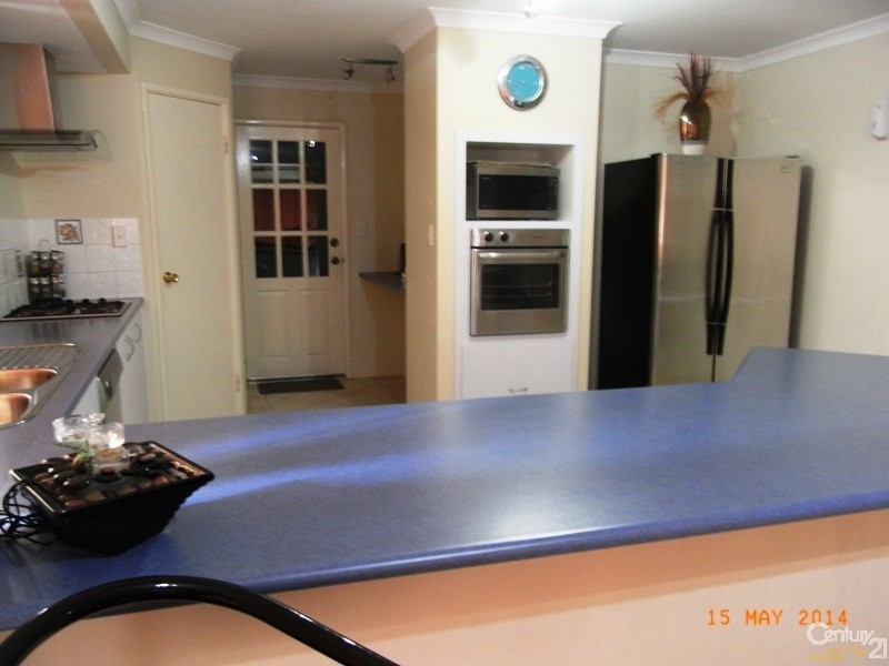 24 Aldenham Heights, Halls Head WA 6210