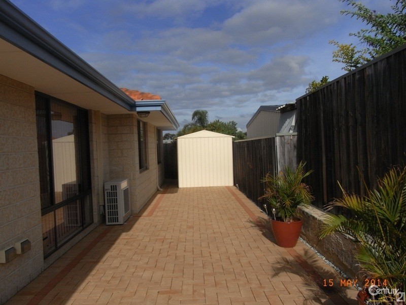 24 Aldenham Heights, Halls Head WA 6210