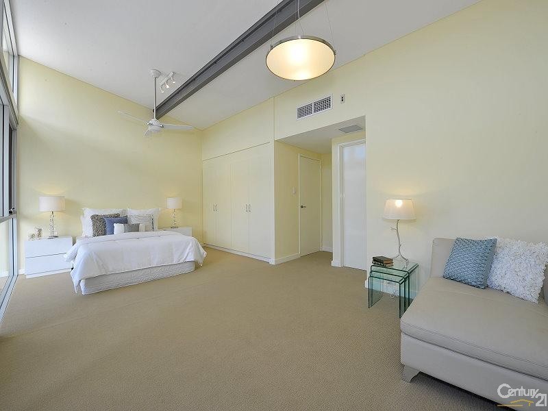 10/4 Torcello Mews, Mandurah WA 6210