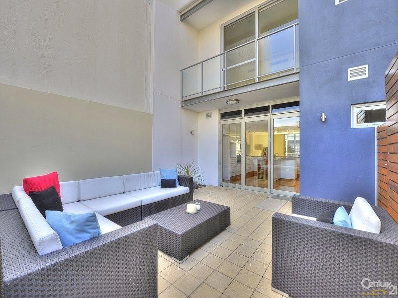 10/4 Torcello Mews, Mandurah WA 6210