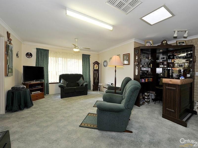 7 Foster Road, Coodanup WA 6210