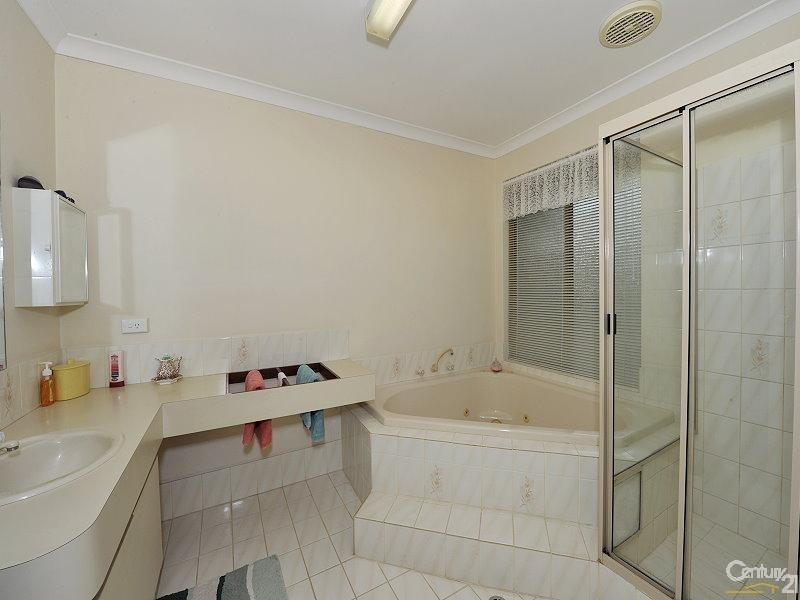 7 Foster Road, Coodanup WA 6210