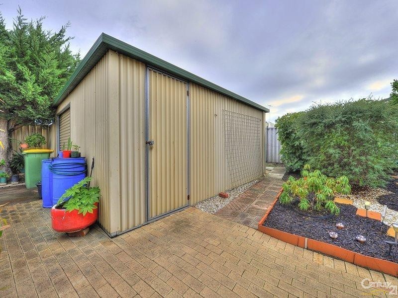 7 Foster Road, Coodanup WA 6210