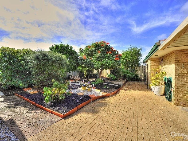 7 Foster Road, Coodanup WA 6210