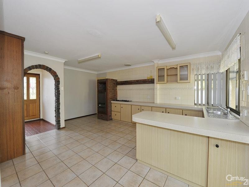 29 Watson Avenue, Coodanup WA 6210