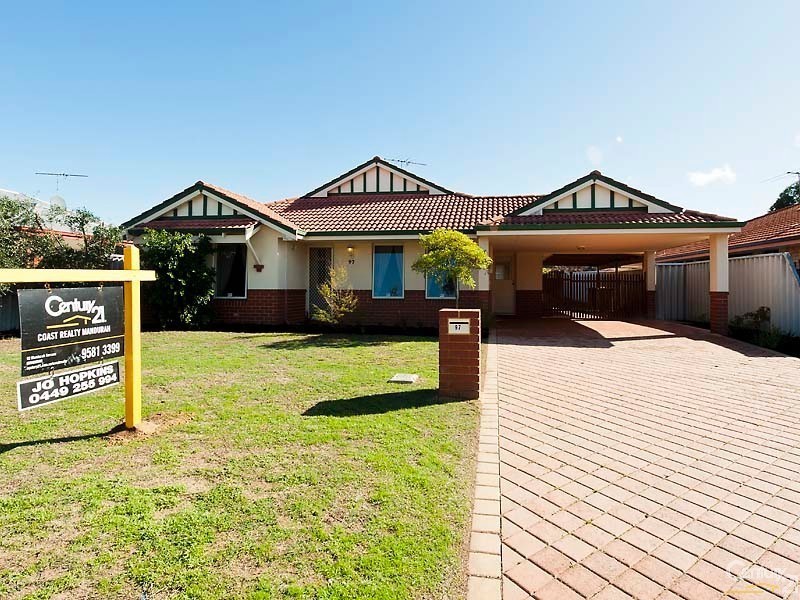 97 Mississippi Drive, Greenfields WA 6210