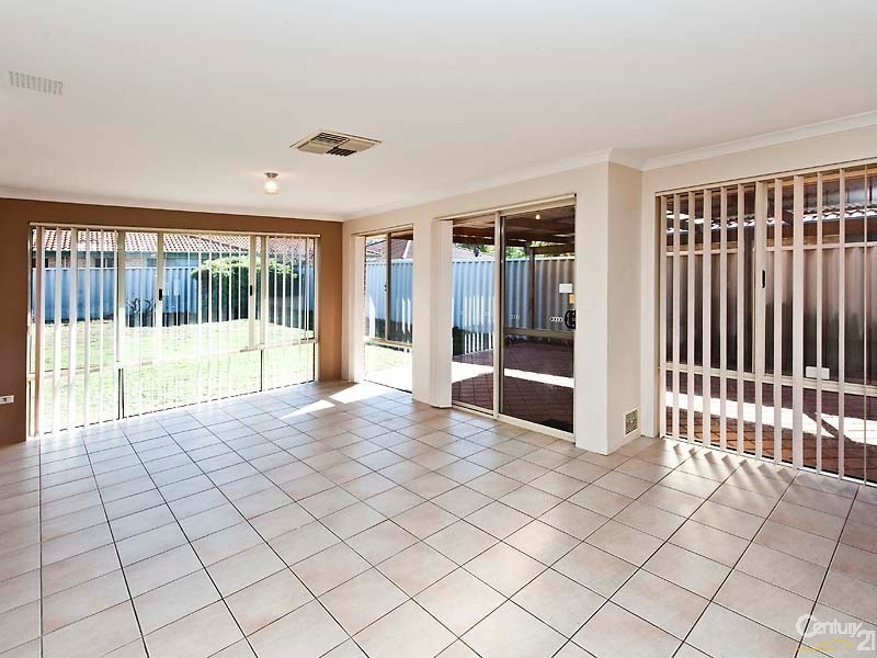 97 Mississippi Drive, Greenfields WA 6210