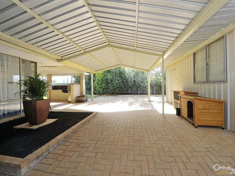 9 Glew Street, Singleton WA 6175