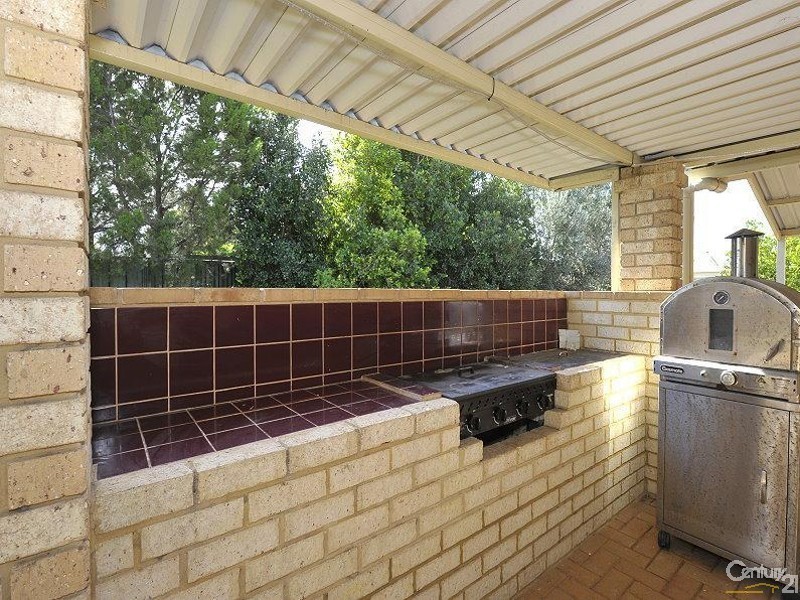 9 Glew Street, Singleton WA 6175