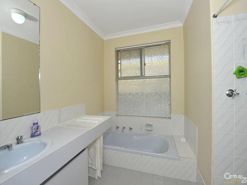 9 Glew Street, Singleton WA 6175