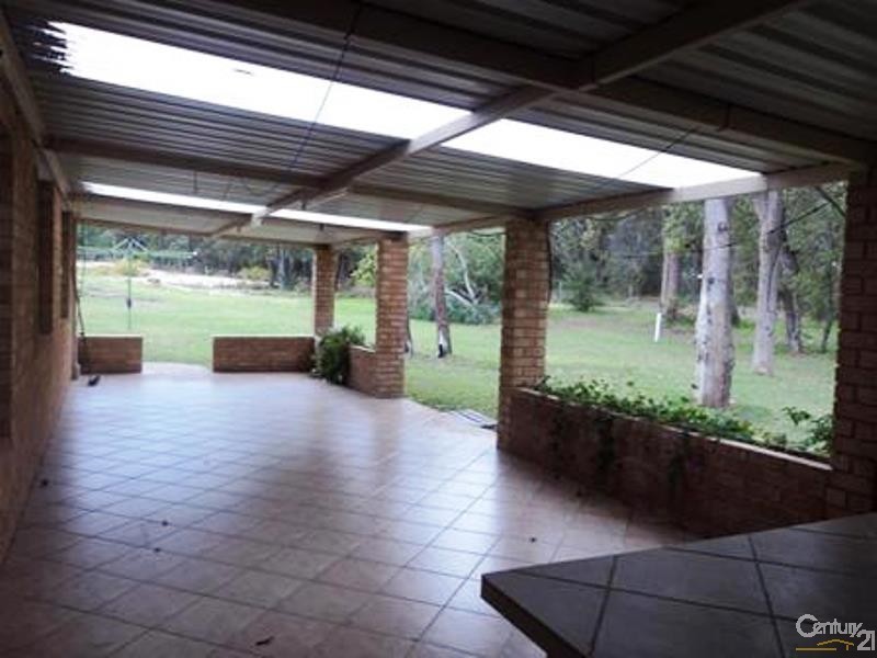 10 Yalgorup Drive, Bouvard WA 6211