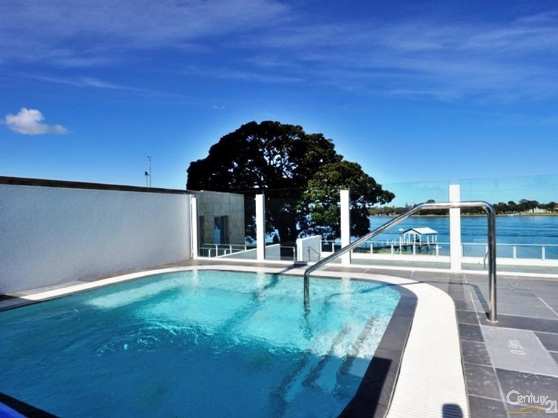 406/3 Marco Polo Drive, Mandurah WA 6210