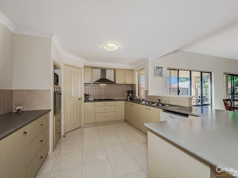 68  Beacham Street, Coodanup WA 6210