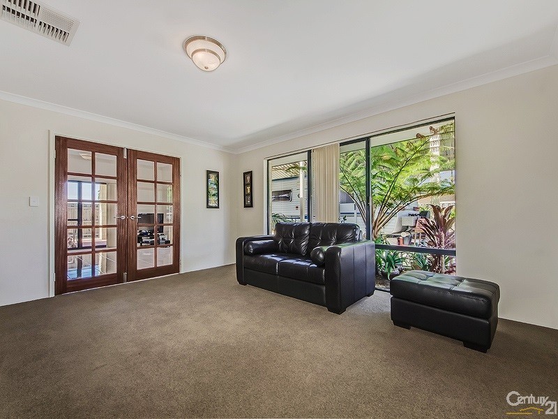 68  Beacham Street, Coodanup WA 6210