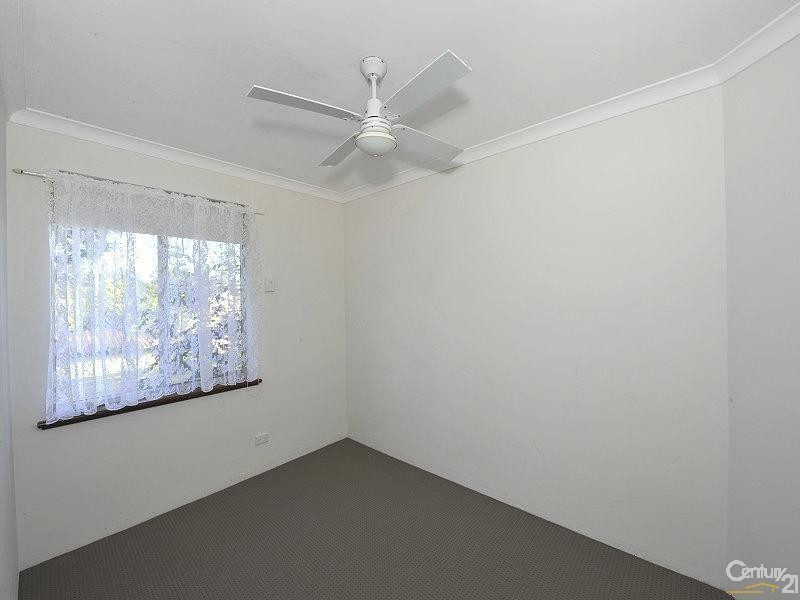 9 Jamestown Terrace, Greenfields WA 6210