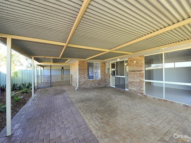 9 Jamestown Terrace, Greenfields WA 6210