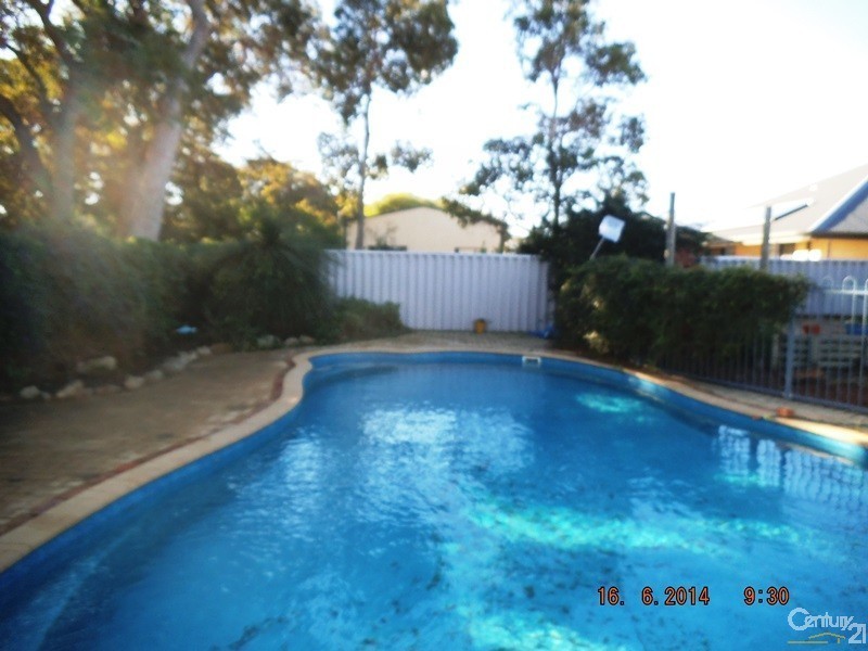 20 Regent Drive, Wannanup WA 6210