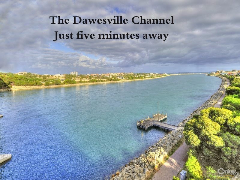 360 Peelwood Parade, Halls Head WA 6210