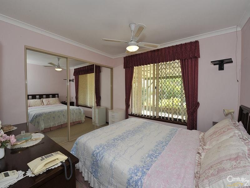 11 Denham Street, Dudley Park WA 6210